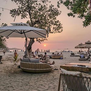 Ocho Artisan Bungalows (Adults Only)